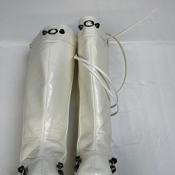 Fashion Nova Knee High Boots Croc Embossed White Stiletto Size 6 - Picture 8 of 13